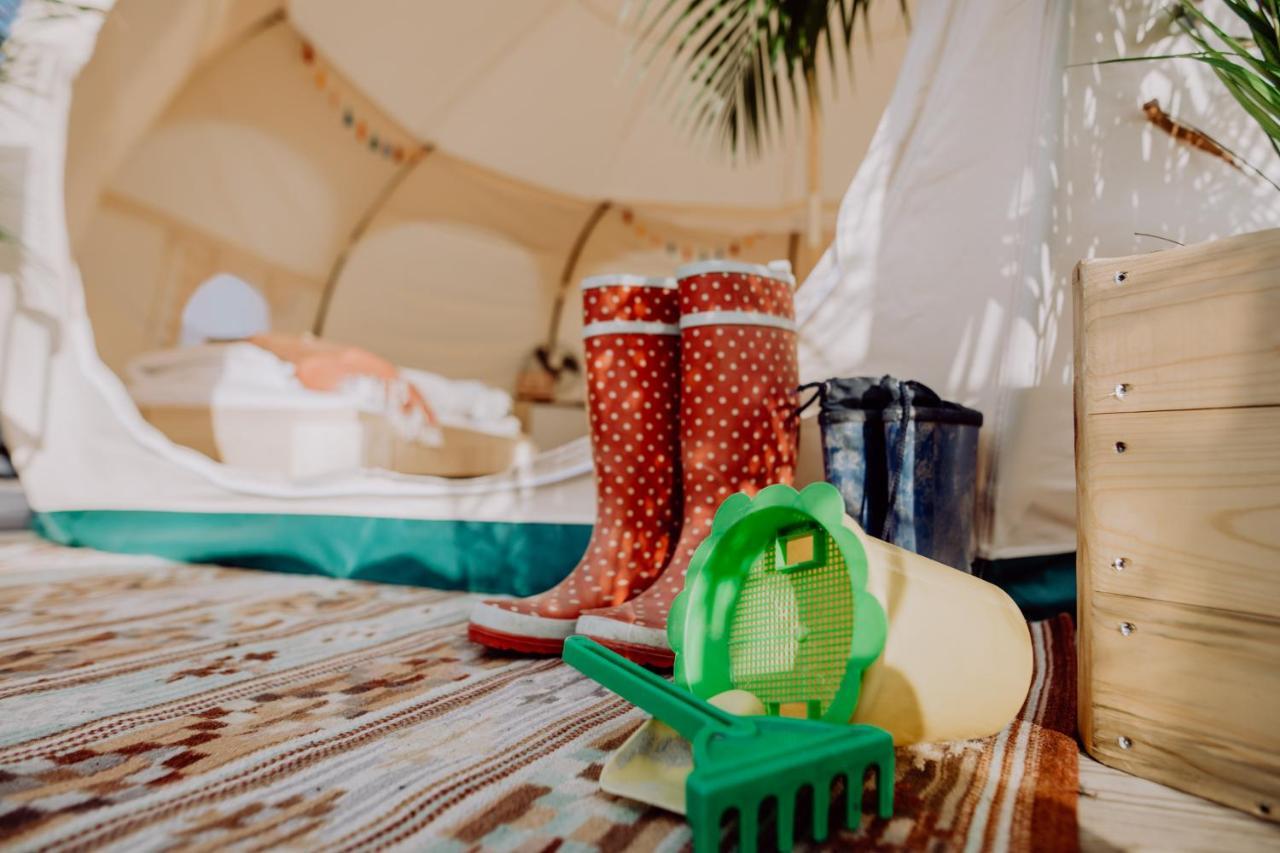 Raus Und Gut Glamping Am Graebendorfer See Drebkau Exteriör bild