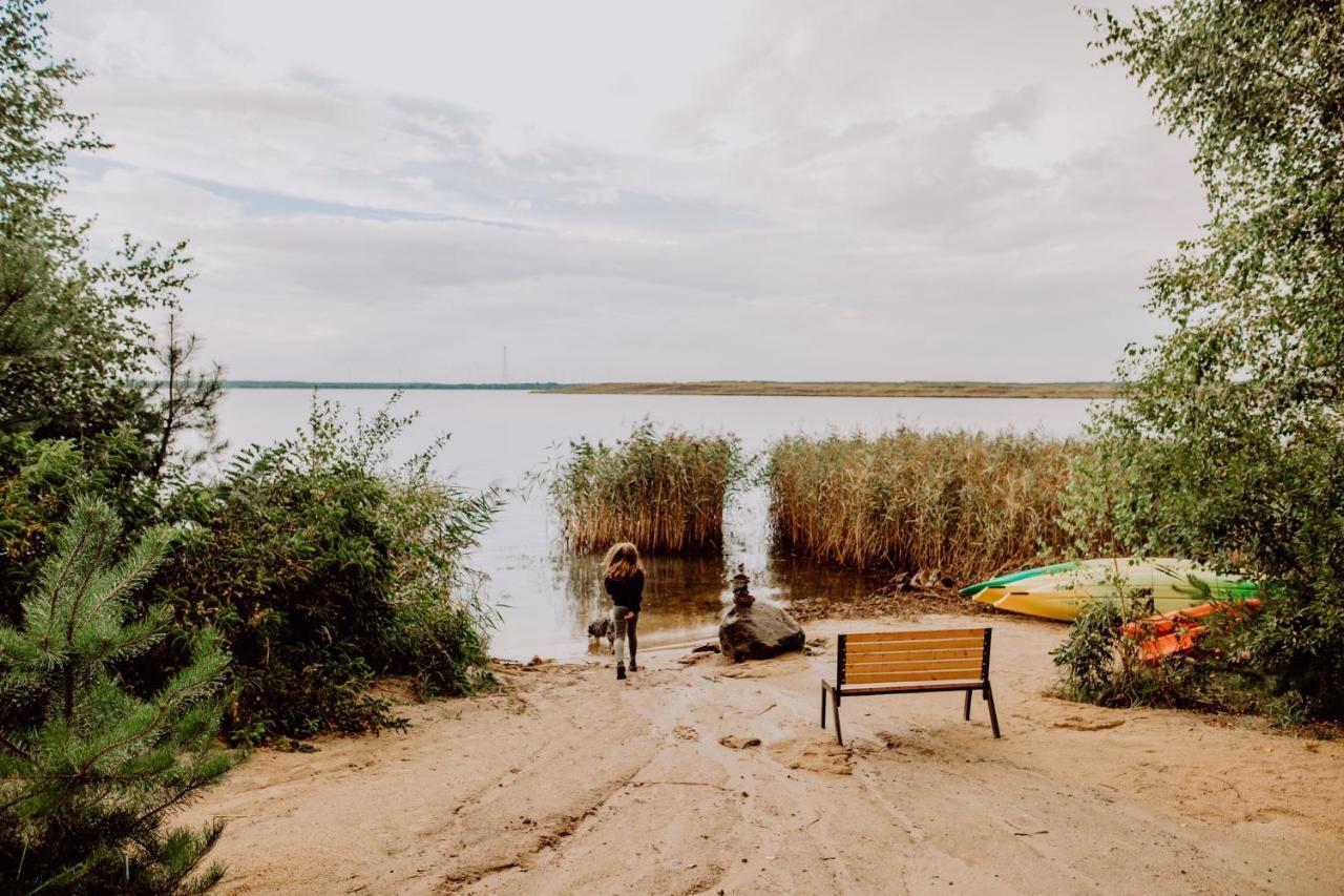 Raus Und Gut Glamping Am Graebendorfer See Drebkau Exteriör bild