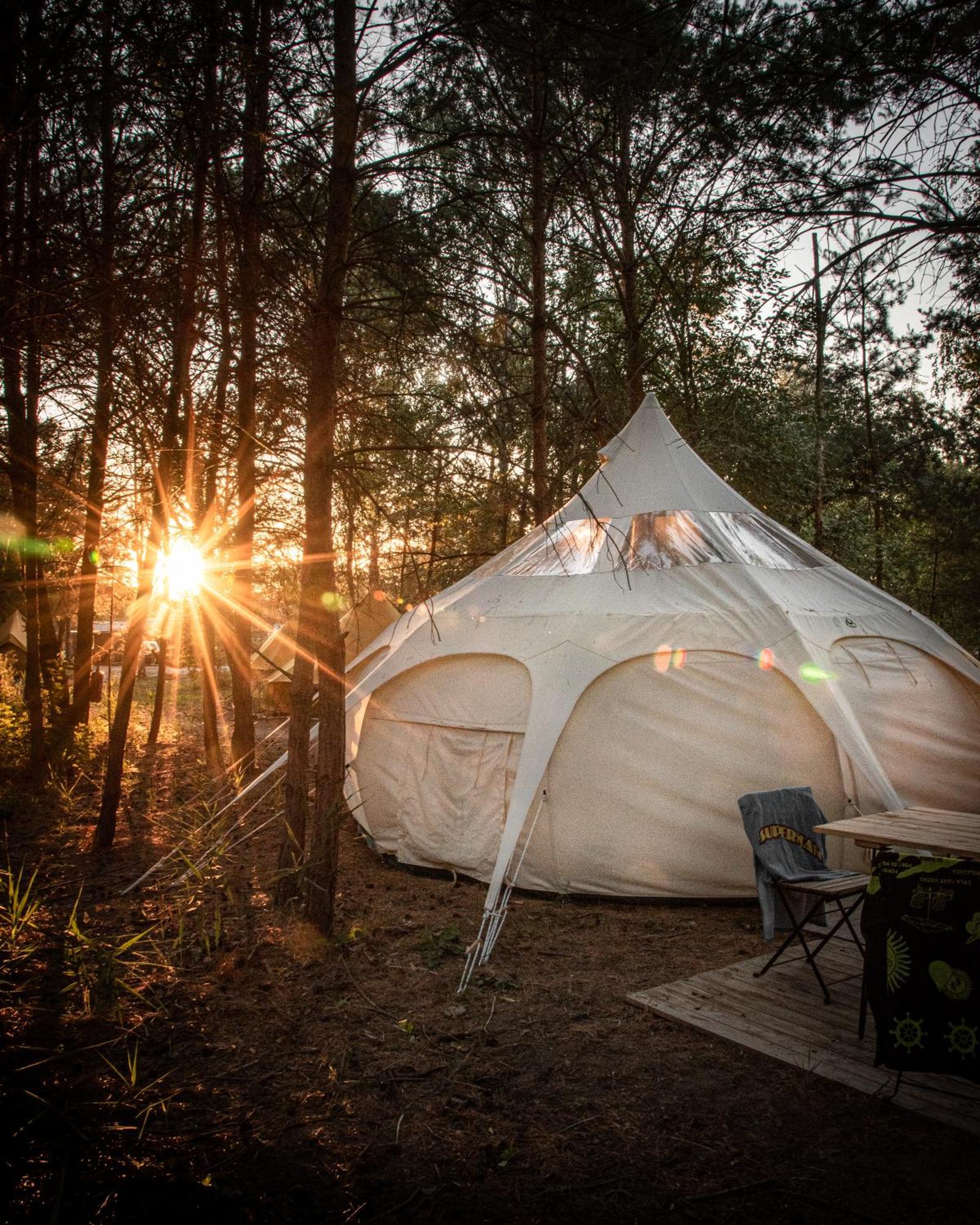 Raus Und Gut Glamping Am Graebendorfer See Drebkau Exteriör bild