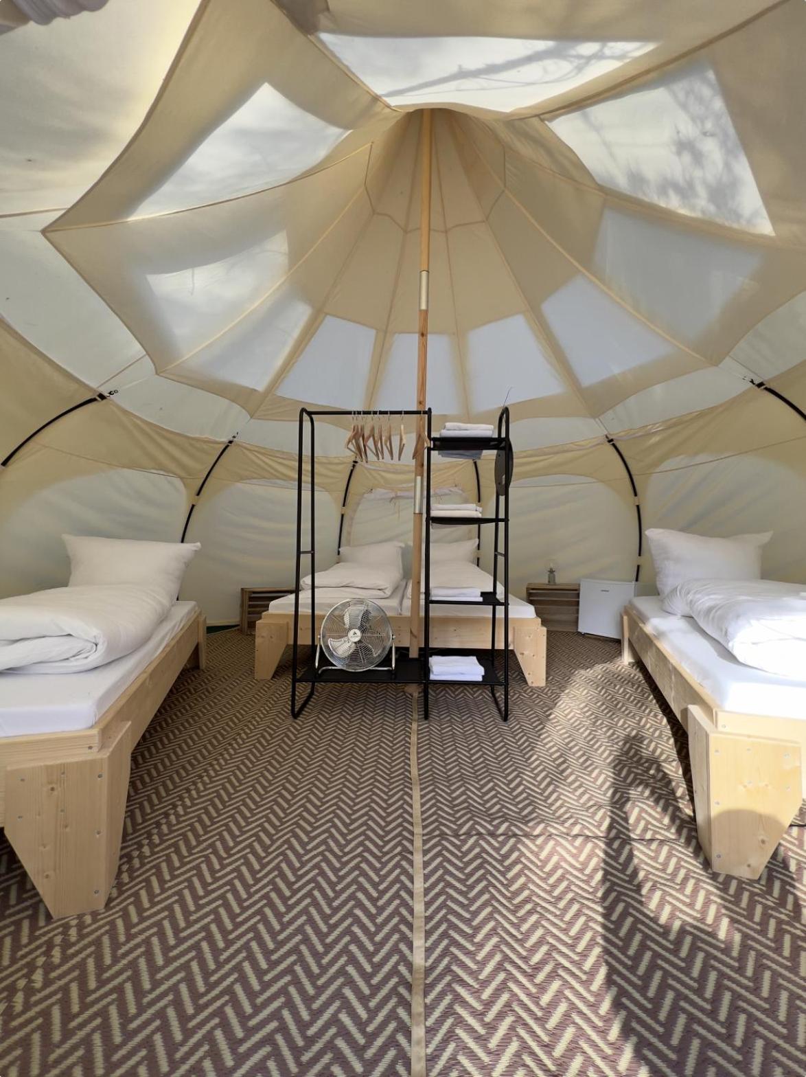 Raus Und Gut Glamping Am Graebendorfer See Drebkau Exteriör bild