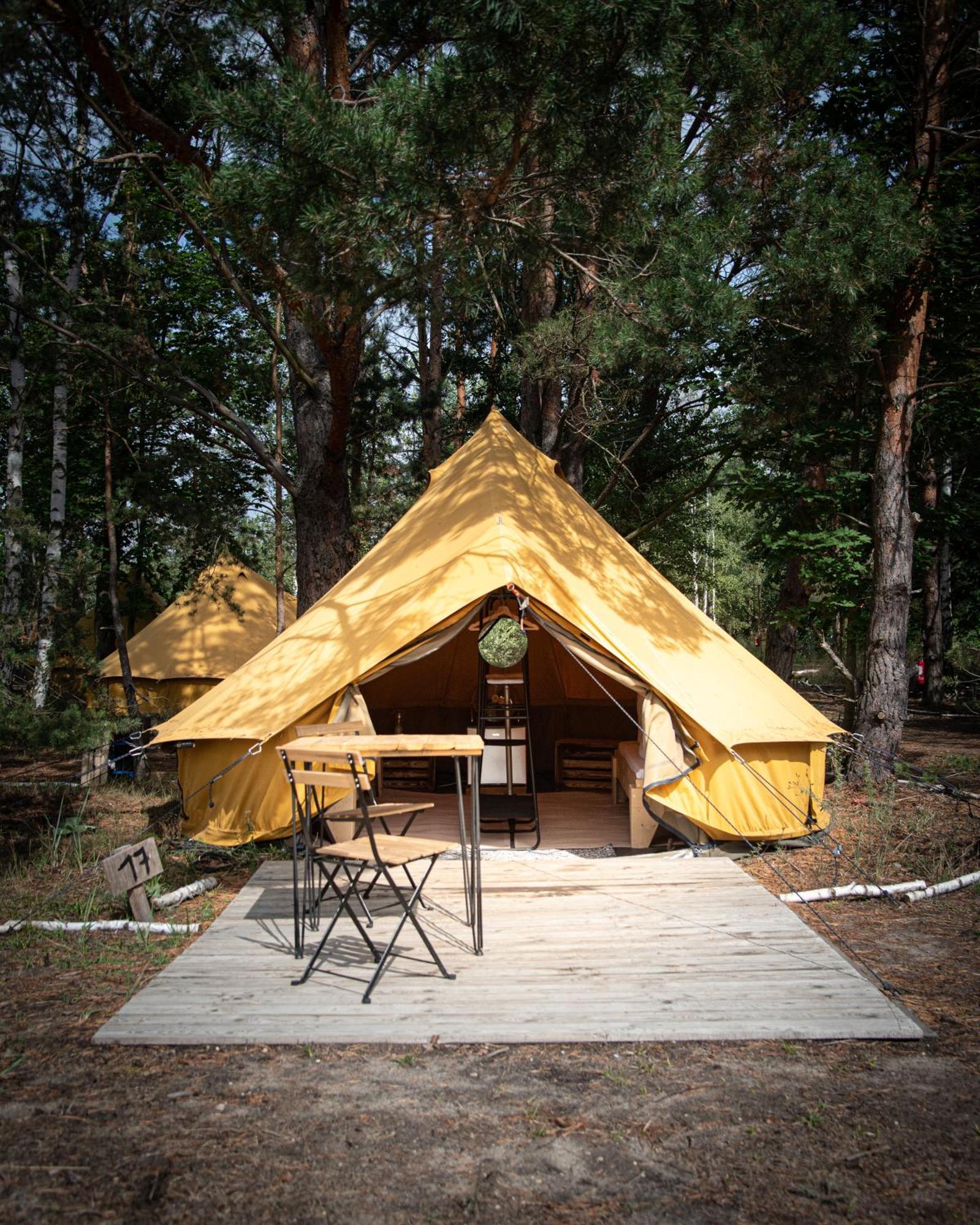 Raus Und Gut Glamping Am Graebendorfer See Drebkau Exteriör bild