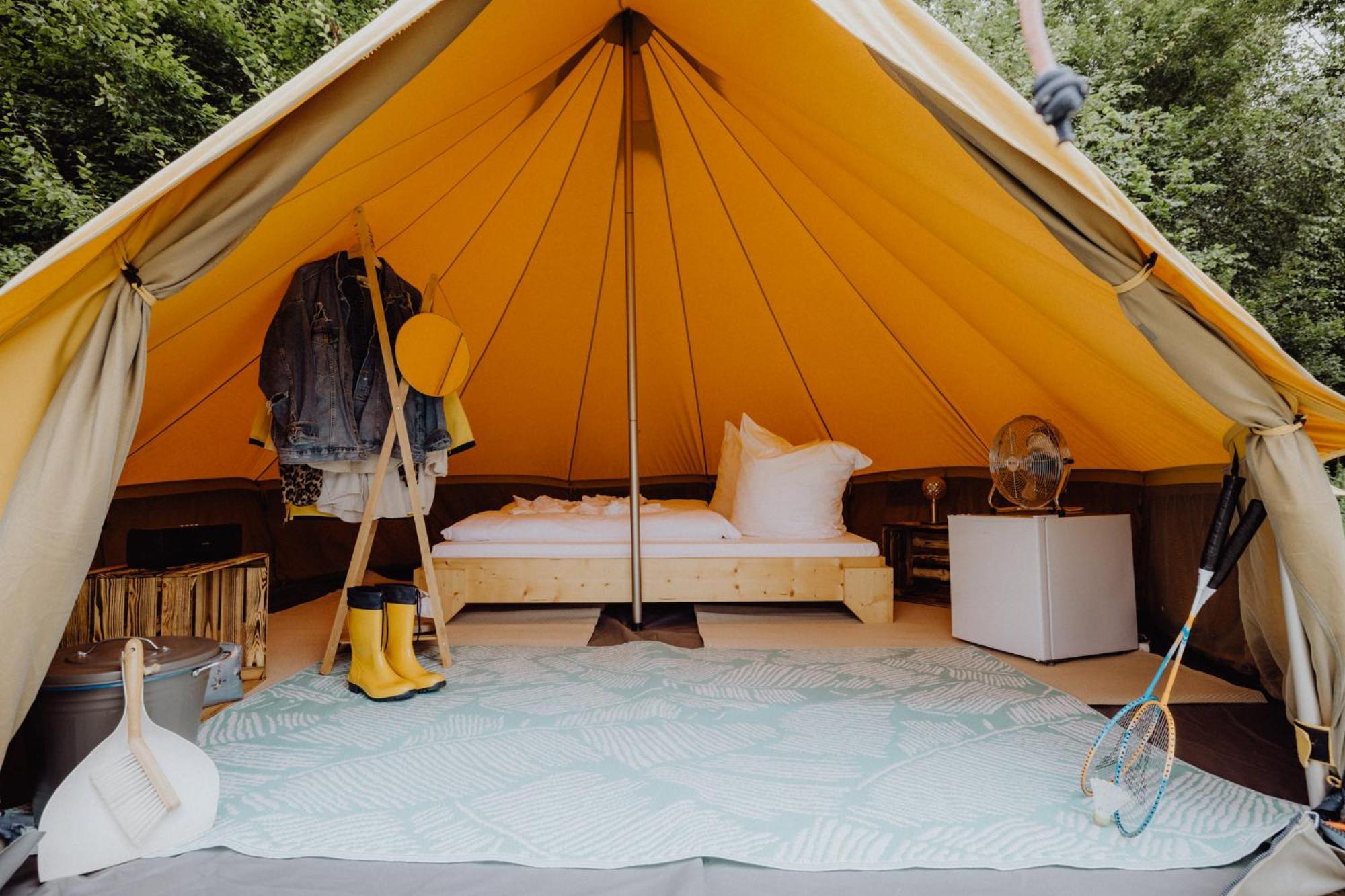 Raus Und Gut Glamping Am Graebendorfer See Drebkau Exteriör bild